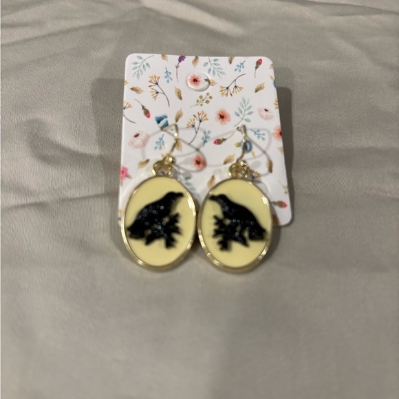 Handmade Raven Earrings​​​​​​ - Picture 2 of 4